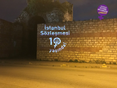 İstanbul Surları