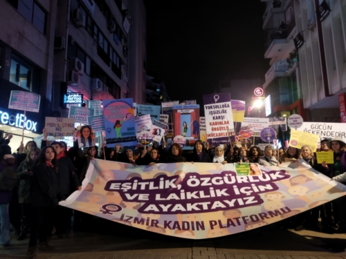 İzmir (Kaynak: Sendika.org)